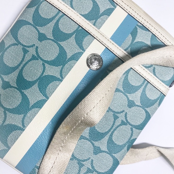 Coach crossbody purse - Picture 4 of 4